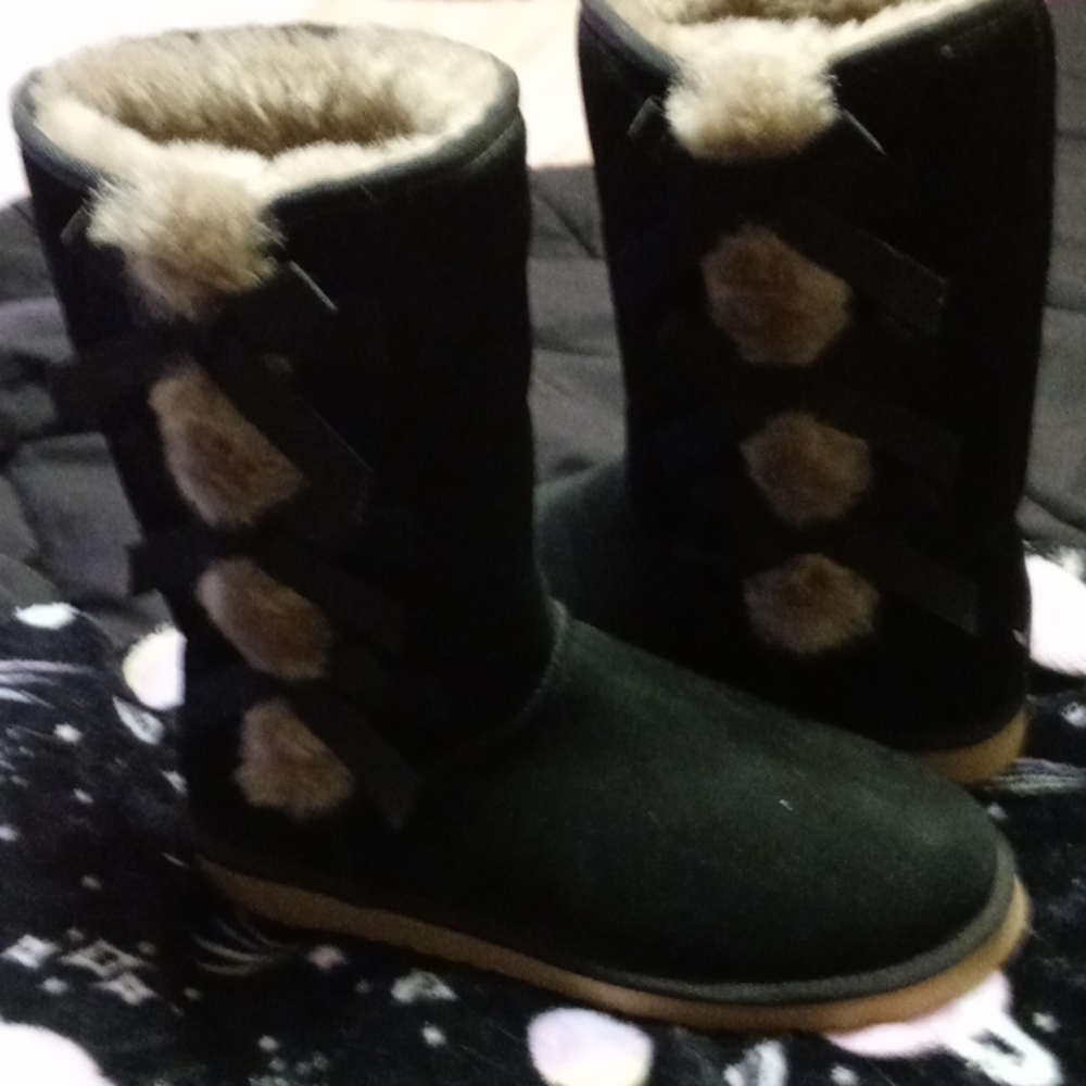 Ugs size 9 women's boots